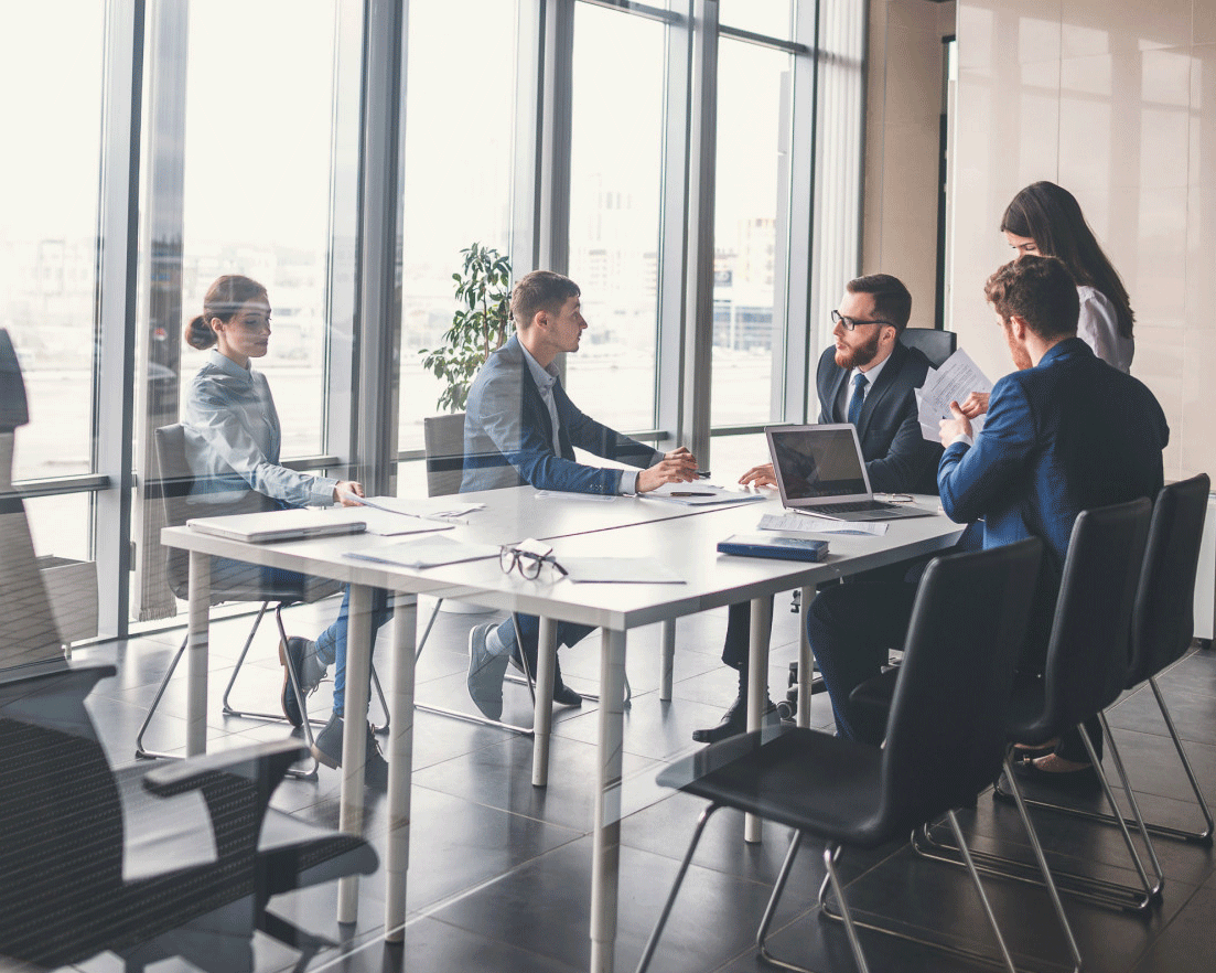 business-team-manager-meeting